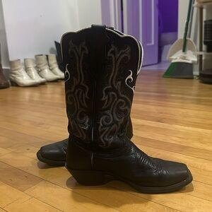 Black cowboy boots
